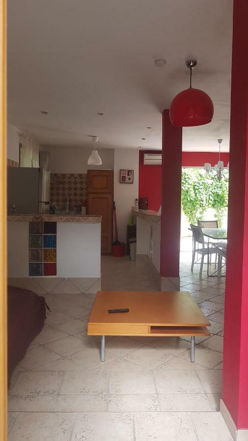 Haras Des Arcades Villa Perpignan Bagian luar foto